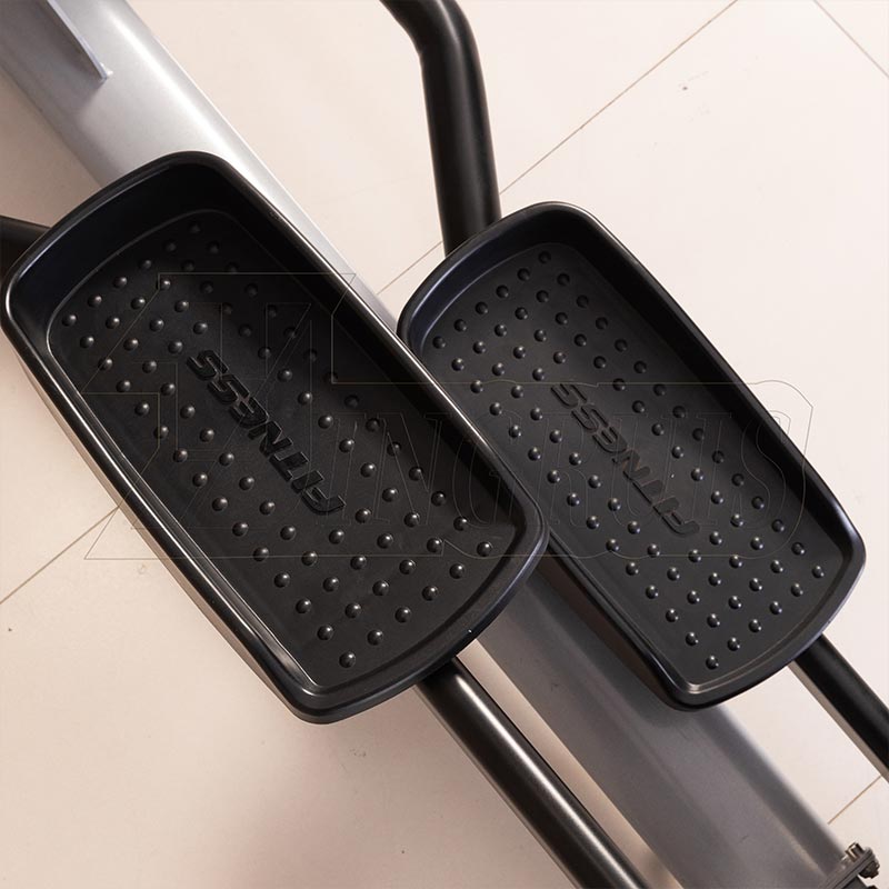 Commercial Elliptical Trainer